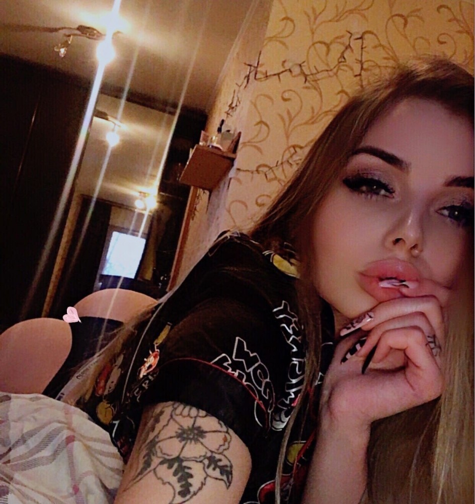 Индивидуалка Регинка главное фото в городе Лесосибирск 