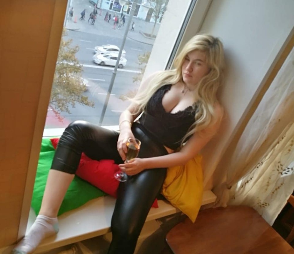 Индивидуалка Карина фото № 2 в городе Лесосибирск