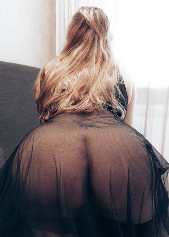 Индивидуалка Алёна фото № 2 в городе Лесосибирск